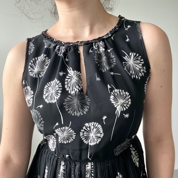 Madison Jules Dandelion Midi Dress - Picture 2 of 5